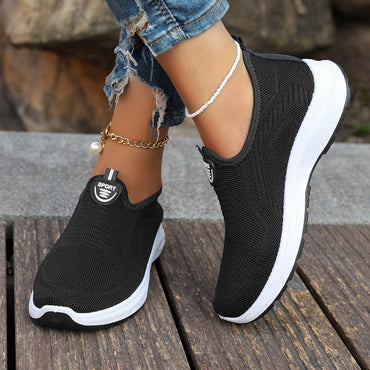 Unityfoot YF8 Essential Fashion Sneakers – Simple Lightweight Everyday Casual Shoes for Men & Women