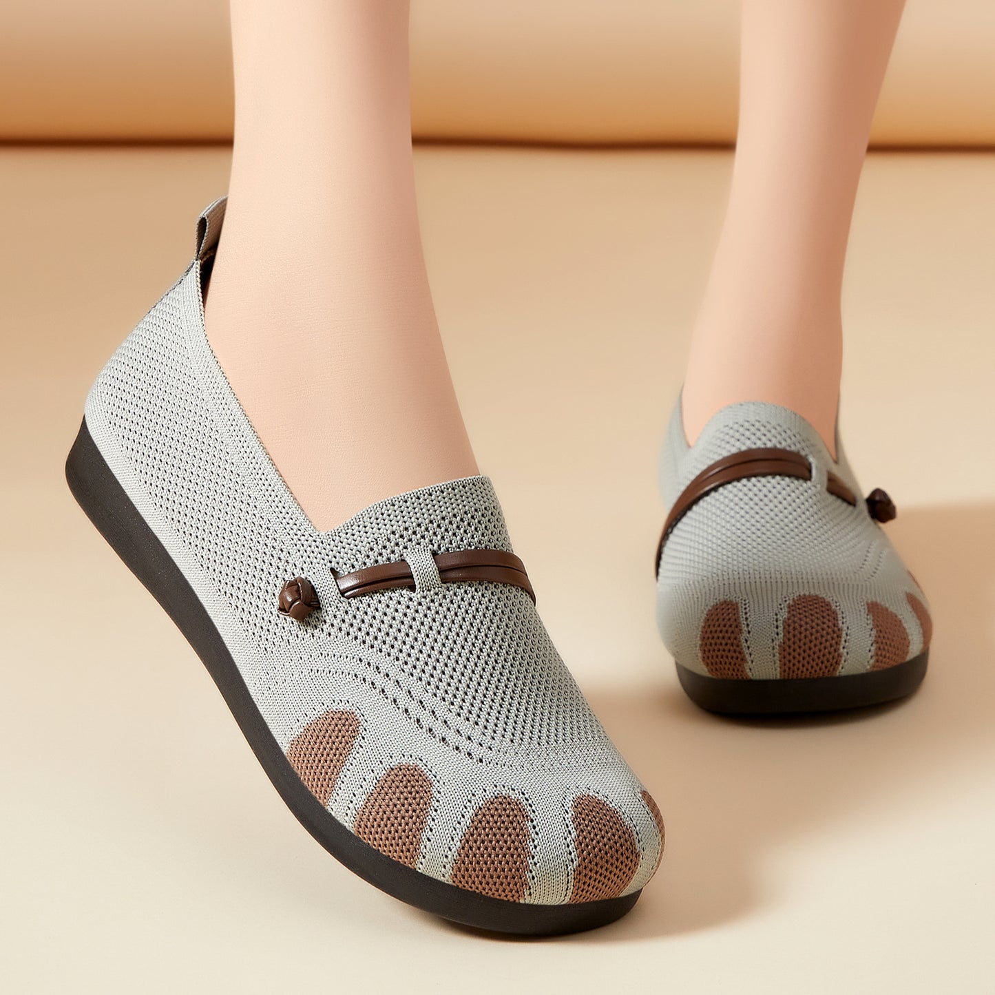 Unityfoot G-W112 Walking Comfort Sneaker